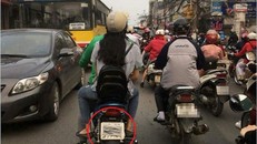 Che biển số xe, nhiều tài xế Grab phạm luật