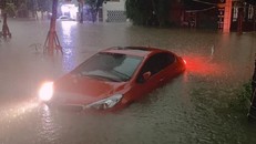 Hơn 1.000 ngôi nhà ở Thái Nguyên bị ngập sau một trận mưa