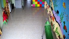 Cơ sở mầm non Đồ Rê Mí nhìn từ camera giám sát. Ảnh: Mầm non Đồ Rê Mí Tiên Du.