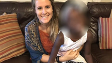 Renee Bach bị cáo buộc liên quan đến cái chết của hơn 100 trẻ em ở Uganda