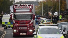 Kênh truyền hình Anh bị chỉ trích vô cảm với thảm kịch 39 người