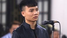 Khá "Bảnh" tại phiên tòa sơ thẩm mở ngày 13/11. Ảnh: Phạm Dự.