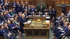 Thủ tướng Anh Boris Johnson phát biểu tại phiên họp Hạ viện ở London ngày 20/12/2019. (Nguồn: AFP/TTXVN)