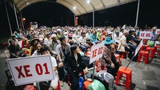 Nhiều nhà xe chở sinh viên được nghỉ dài ngày vì dịch virus Corona về quê miễn phí