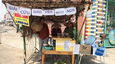 "Quán" bán nước giải khát của hai cô giáo Kim Anh và Bích Phương ở phường Thạnh Xuân, quận 12, TP HCM. Ảnh: Phan Diệp.