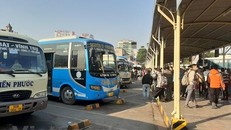 Các bến xe đã sẵn sàng phương tiện để đáp ứng nhu cầu đi lại của người dân. (Ảnh: Việt Hùng/Vietnam+)