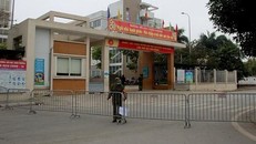 Sớm nhất 22h tối 6/2, có kết quả xét nghiệm Covid-19 lần 2 tại điểm cách ly Tiểu học Xuân Phương