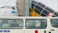 Bé cùng người thân đã được vận chuyển tới Bệnh viện Nhi đồng II tại TP.HCM để được ủ trong lồng kính ngay trong ngày.