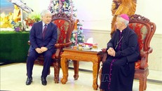 Chủ tịch UB MTTQ Việt Nam Đỗ Văn Chiến chúc mừng Giáng sinh tại Tòa Giám mục Giáo phận Bắc Ninh