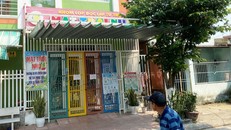 Nhóm trẻ nơi phát hiện bé trai, tử vong. Ảnh: Hải Hiếu