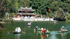 Phê duyệt Nhiệm vụ lập Quy hoạch tu bổ, phục hồi Di tích Chùa Hương