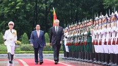 Thủ tướng Phạm Minh Chính chủ trì Lễ đón Thủ tướng Singapore thăm chính thức Việt Nam