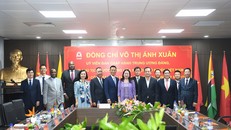 Pho Chu tich nuoc bay to an tuong dac biet ve thanh cong cua Viettel voi mo hinh dau tu nuoc ngoai tai Mozambique