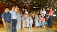 Xây dựng tổ chức vững mạnh bằng những chuyến đi thiện nguyện 