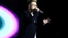 Bài hát 'Ông bà anh' vào đề Văn lớp 12 ở TP HCM