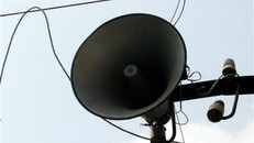  Loa phường ở Hà Nội. Ảnh: Reuters