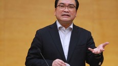  Bí thư Thành uỷ Hà Nội Hoàng Trung Hải phát biểu tạii cuộc làm việc với Quận uỷ Tây Hồ sáng 28/2. Ảnh: Võ Hải.