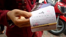 Đà Nẵng yêu cầu siết chặt quản lý vé Vietlott bán dạo. 