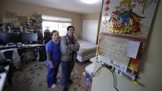 Căn phòng của Việt kiều ở khu Little Saigon. Ảnh: The Los Angeles Times. 