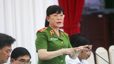 Thiếu tướng Trần Thị Ngọc Đẹp thông tin nhiều vấn đề xung quanh vụ cháy ở Công ty Kwong Lung Meko tại buổi họp báo chiều 30/3.