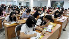 Cà Mau tạm ngưng thi tuyển công chức do đề thi bị rò rỉ