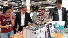 Thương hiệu bán lẻ tiếp theo được Central Group mang tới Việt Nam là thương hiệu chuyên về bán lẻ văn phòng phẩm B2S. Ảnh: H.L 