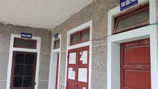 Phòng làm việc của cả Chi cục trưởng và chi cục phó Chi cục Quản lí đường bộ II.4 đều khóa cửa sáng 14/7.