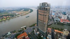 Dự án phức hợp Saigon One Tower bị VAMC thu giữ để xử lý nợ. Ảnh: Quỳnh Trần