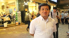 Ông Đoàn Ngọc Hải trong lần thứ 2 phạt nhà hàng Biển Dương 3. Ảnh: Duy Trần.