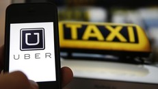 ECJ kết luận dịch vụ Uber cung cấp - kết nối cá nhân với lái xe không chuyên - nằm trong mảng vận tải. Ảnh: Reuters