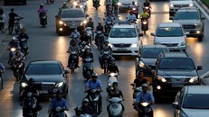 Toyota, Suzuki tạm dừng sản xuất 10.000 xe ở Indonesia vì khó xuất xe sang Việt Nam. Ảnh: Straitstimes