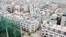 UBND quận Nam Từ Liêm kiến nghị Sở Xây dựng tạm đình chỉ công tác đối với ông Chu Văn Đức - Đội trưởng TTXD quận để làm rõ trách nhiệm liên quan trong một số công trình vi phạm trên địa bàn.