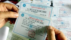 Thẻ bảo hiểm từng cấp trùng lặp ở Quảng Ngãi năm 2013.