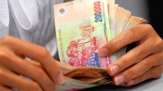 Lương cơ sở tăng từ 1,21 triệu đồng/tháng lên 1,3 triệu đồng/tháng từ 1/7/2017. Ảnh minh hoạ