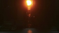 Mặt trời mọc ở thành phố New York, Mỹ. Ảnh: AFP.