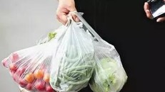 Mỗi ngày TP.HCM tiêu thụ hơn 9 tấn nilon khó phân hủy