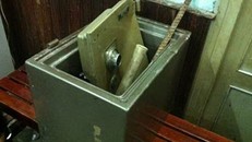 Trộm đột nhập biệt thự của người phụ nữ đi Mỹ thăm con