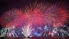 Hà Nội trình chiếu pháo hoa trên màn hình LED đêm giao thừa