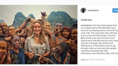 Hình ảnh và dòng trạng thái đạo diễn Kong đăng tải trên trang cá nhân.