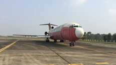 Máy bay bỏ không tại sân bay Nội Bài 10 năm. Ảnh: Cục Hàng không Việt Nam. 
