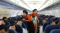 Giá vé máy bay các tuyến nội địa và quốc tế đi khu vực đều tăng mạnh trong dịp nghỉ lễ 30/4-1/5. Ảnh minh họa: JST. 