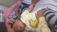 Sau 1 tuần điều trị, hiện bé đã qua cơn nguy kịch. Ảnh: Bệnh viện Nhi Trung ương.