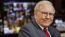 Warren Buffett quản lý hơn 360.000 nhân viên thế nào?