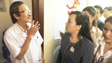 Hai phòng khám Trung Quốc bị tạm ngưng hoạt động