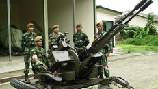 Một khẩu pháo Giant Bow của quân đội Indonesia. Ảnh: Military