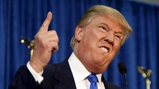 Thị trường chứng khoán Mỹ biến động vì Tổng thống Trump.