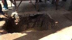 Khu vực phát hiện quan tài nghi mộ cổ.