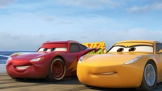 Cars 3 đang tiến băng băng tới ngôi đầu phòng vé Bắc Mỹ cuối tuần này. Phim phải tới 11/8 mới khởi chiếu tại Việt Nam. Ảnh: Disney.
