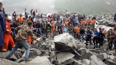 Lở đất ở Trung Quốc, 100 người có thể bị chôn vùi