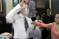 Vụ hoa hậu Phương Nga: Lộ diện 5 lá thư thông cung bằng nilong